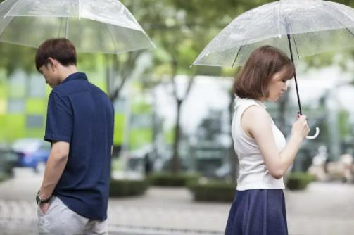 失戀后大家都是怎么做的？失戀后緩不過來是什么感覺？