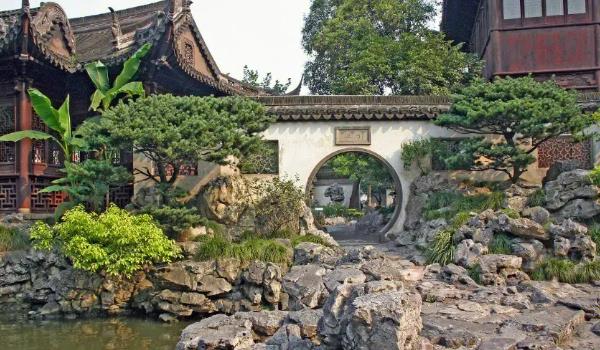 蘇州園林的主要內容有哪些(有山、水池、房屋建筑、植物等)