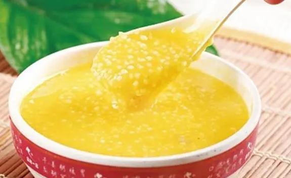 小米粥的益處都有什么？喝小米粥養胃嗎
