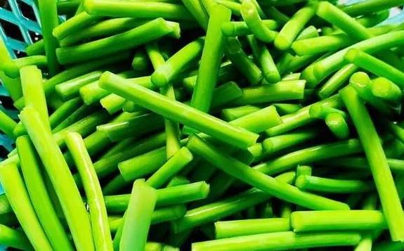 蒜苔的好處與作用都有什么？蒜苔的食用做法